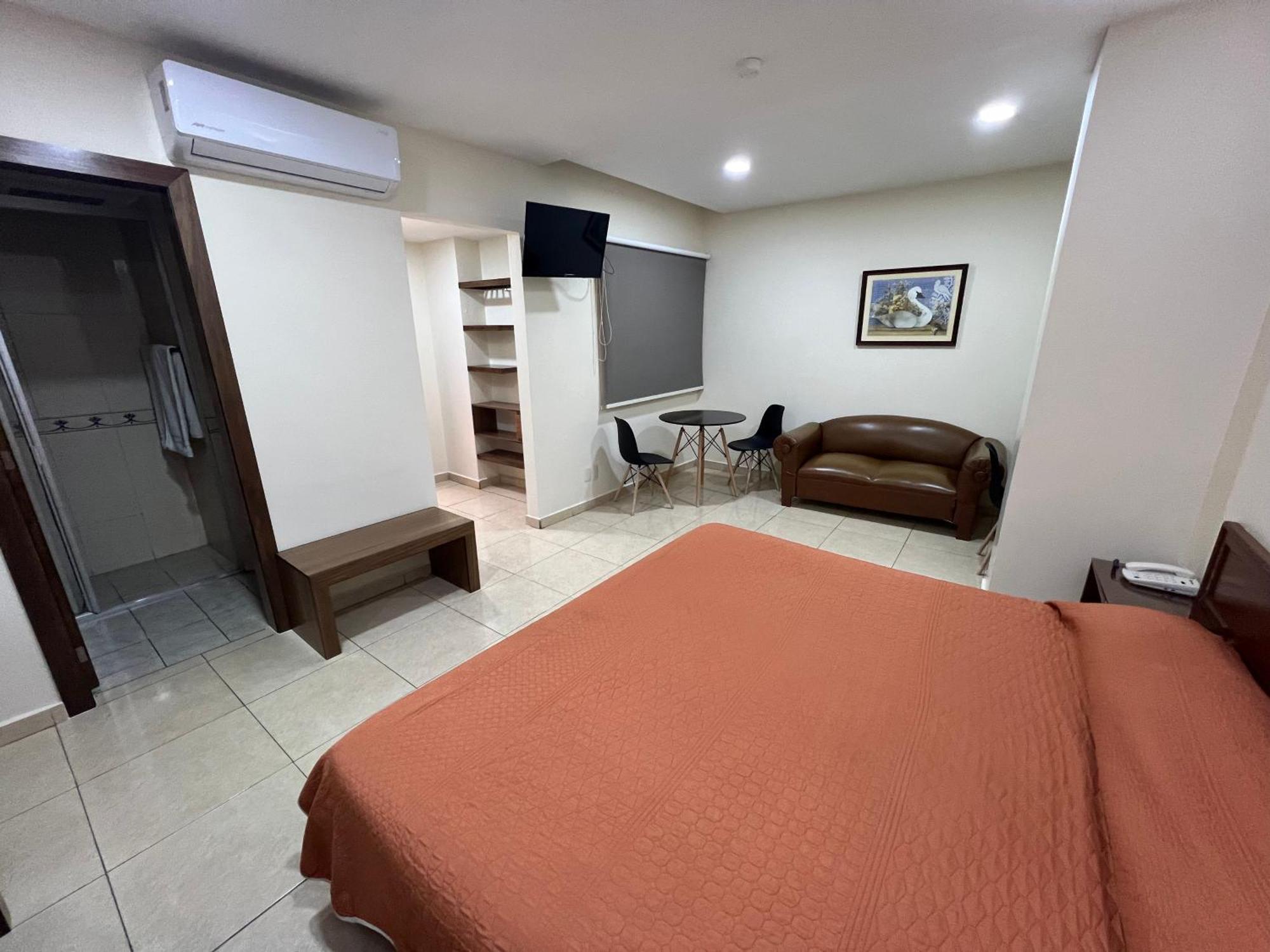 Hotel Fiesta Altena Tepatitlan de Morelos Exterior photo